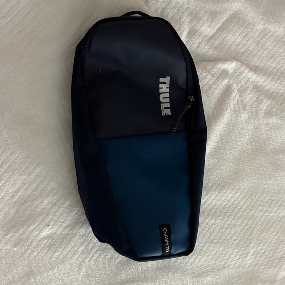 Thule Men's Navy and Black Belt Bag - Picture 1 of 3